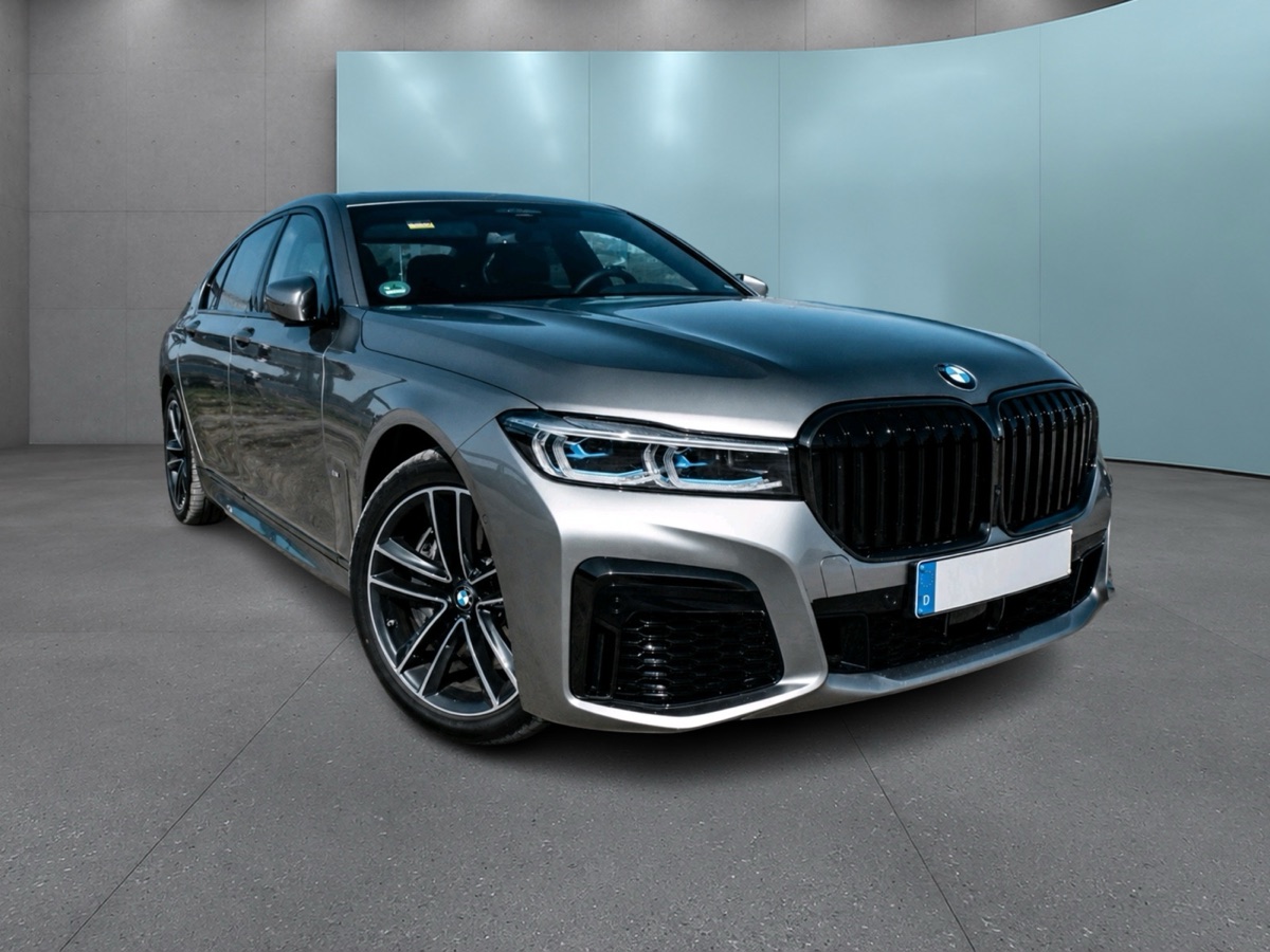 La même BMW sur un fond de studio net
